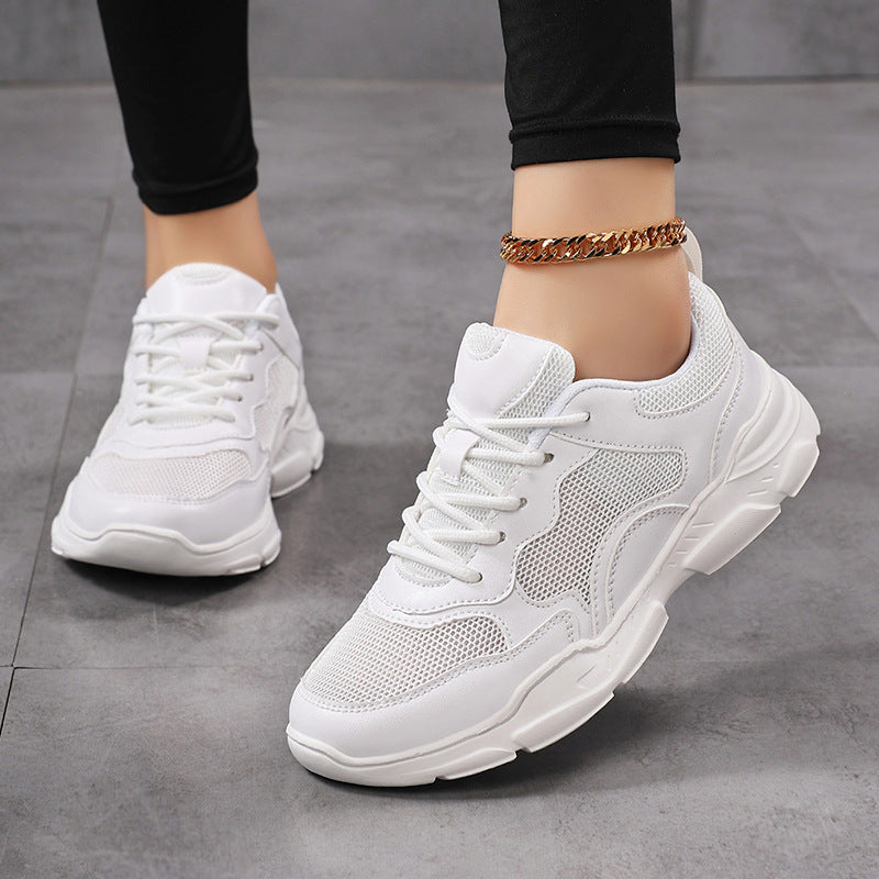 Dame nan moderne komfort sneakers i retro-look med åndbart mesh, polstret hæl og profileret let sål konstruktion Skovae