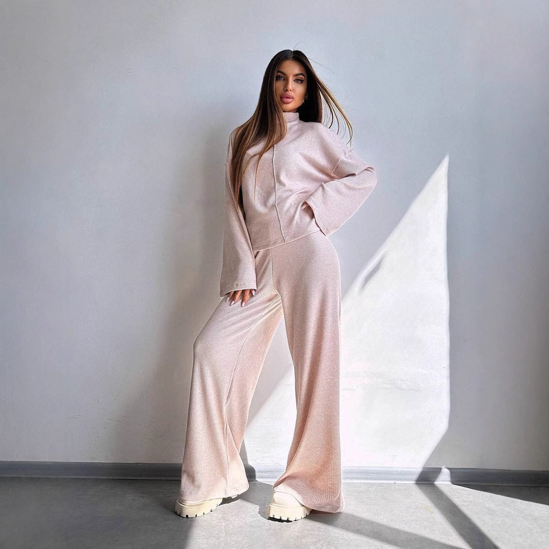 Kvinders loungewear sæt med løs pasform og moderne rib-design
