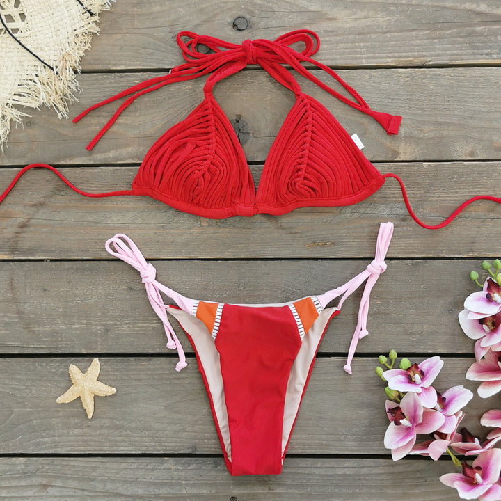 Dame bikini-sæt med raffinerede ruffle-elementer og justerbare stropper Stilla