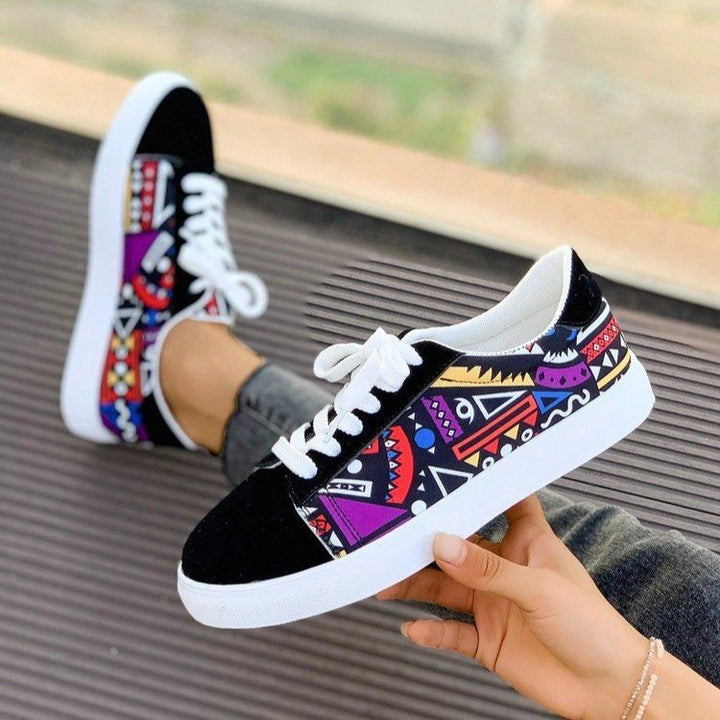 Dame mode Sneakers i farverigt grafikdesign med komfortabel indersål Stilla