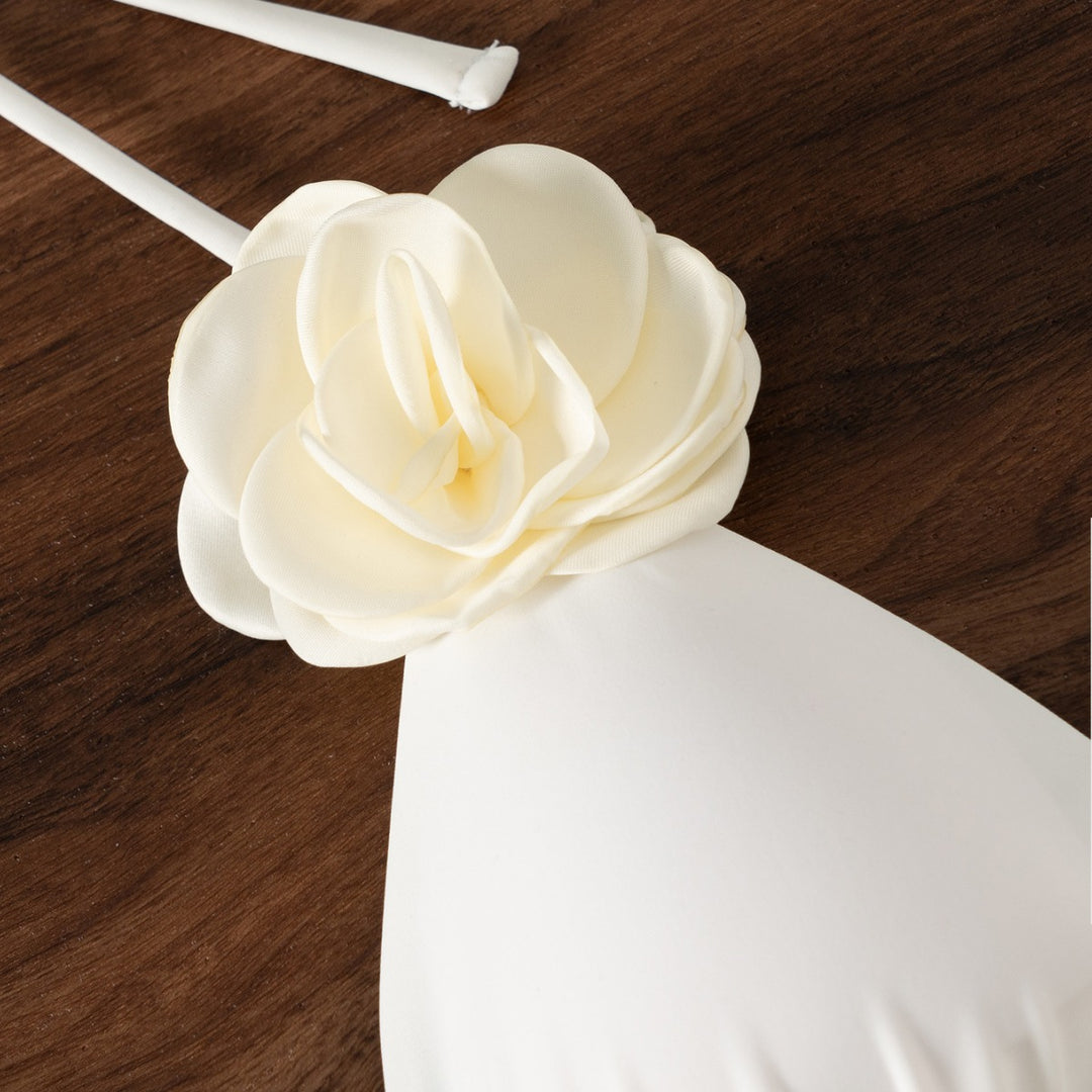 Dame Triangel-Bikini med legende blomsterapplikationer Skovae