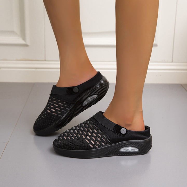 Dame behagelige fritidssandaler med åndbare mesh-elementer og ergonomisk sål Stilla