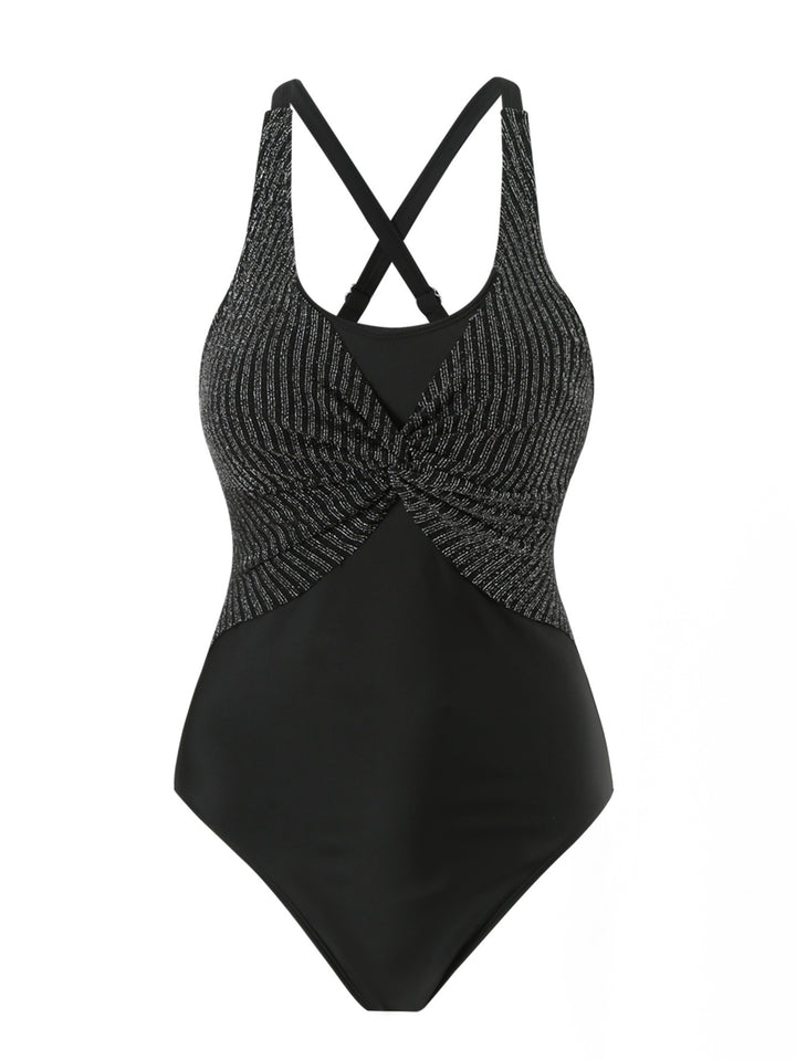 Damer sportslig one-piece badedragt med stilfuld vikle-design Skovae