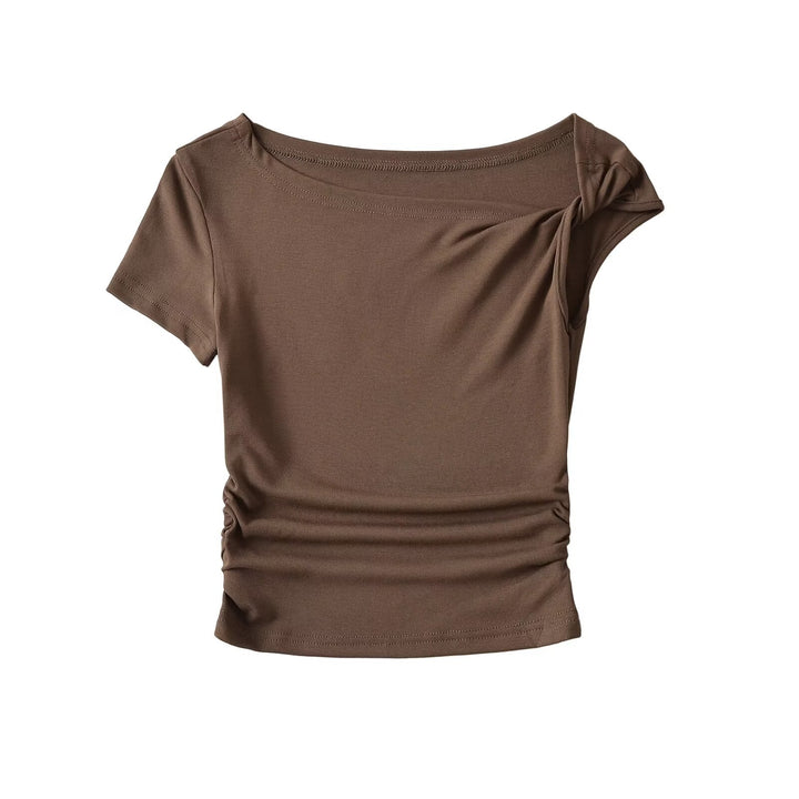 Dame tætsiddende T-shirt med asymmetrisk udskæring og rynkning Stilla