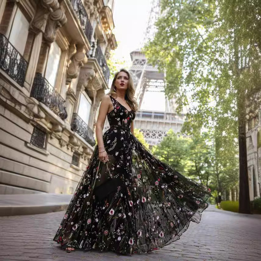 Dame Elegant Tyllkjole med blomstret broderi og V-udskæring Stilla