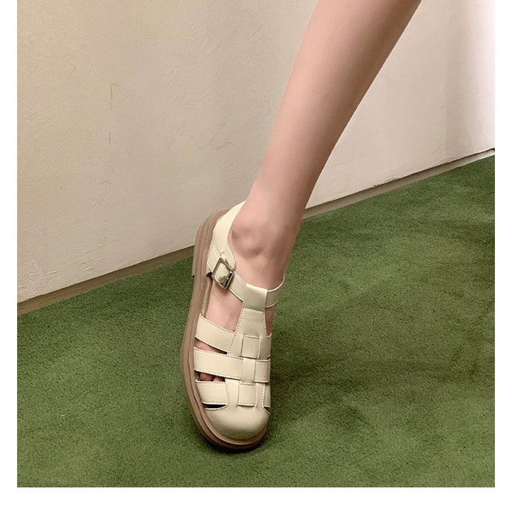 Dame lukkede sandaler med detaljerem Stilla