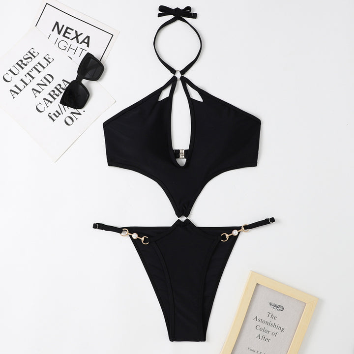 Dame bikinisæt med elegante cut-outs og dekorative detaljer Stilla