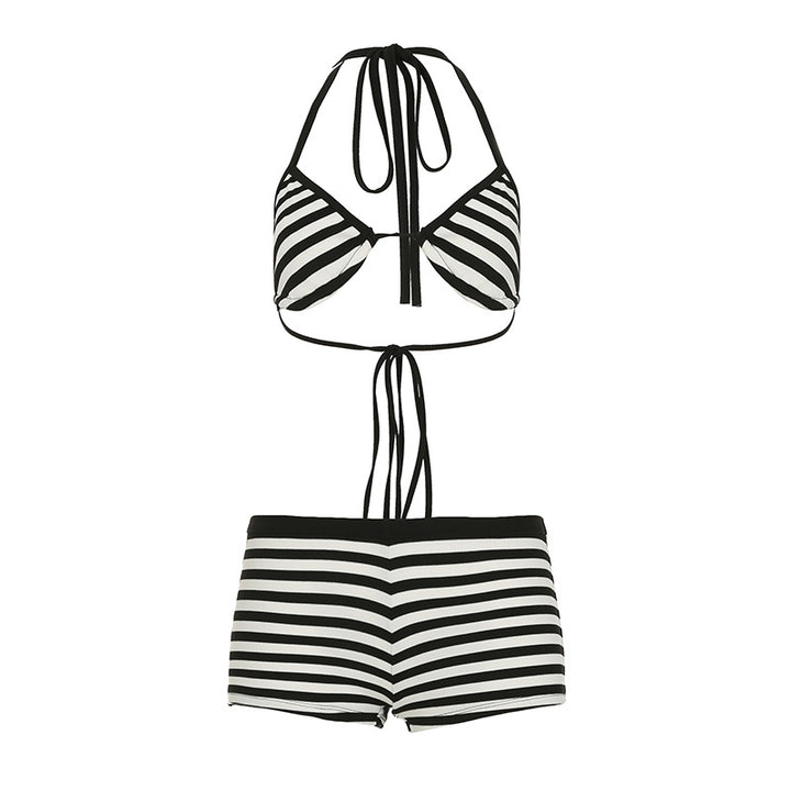 Damen Bikini-Set mit gestreiftem Top und Shorts Skovae