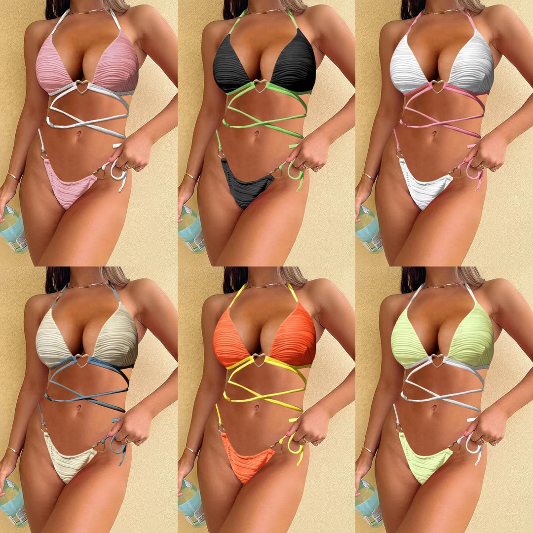 Dame triangel-bikini med stilfulde snøre detaljer og hjerteformede accenter Stilla
