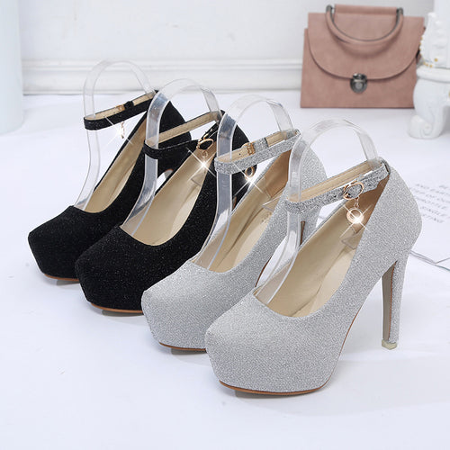 Dame pumps med elegant ankelrem fra Stilla