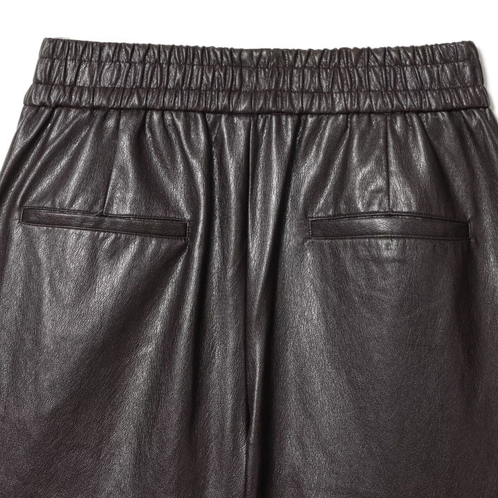 Dame Kunstlæder Shorts med elastisk linning og modige detaljer Skovae