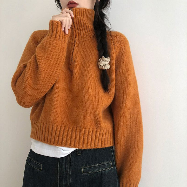 Dames stylish stand-up collar sweater lavet af høj kvalitets strik Stilla