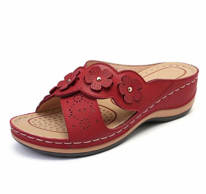 Dame Wedge-Pantoletten med blomsterapplikation og ergonomisk fodseng Stilla