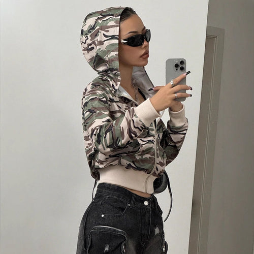 Kvindernes cropped hoodie jakke i moderne camouflage stil Stilla