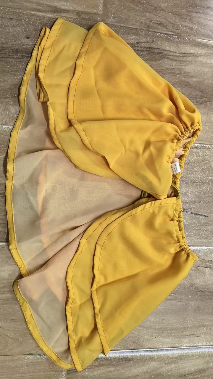 Dame Bikini-sæt med innovativt cut-out-design og glitrende stropper Stilla