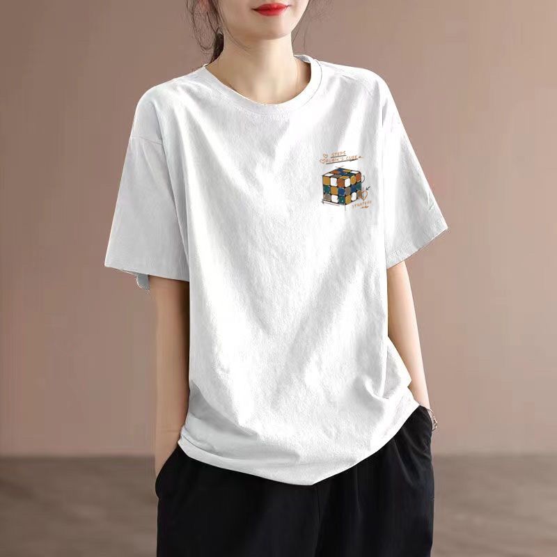 Dame T-shirt med kreativ Rubik-kube-design Stilla