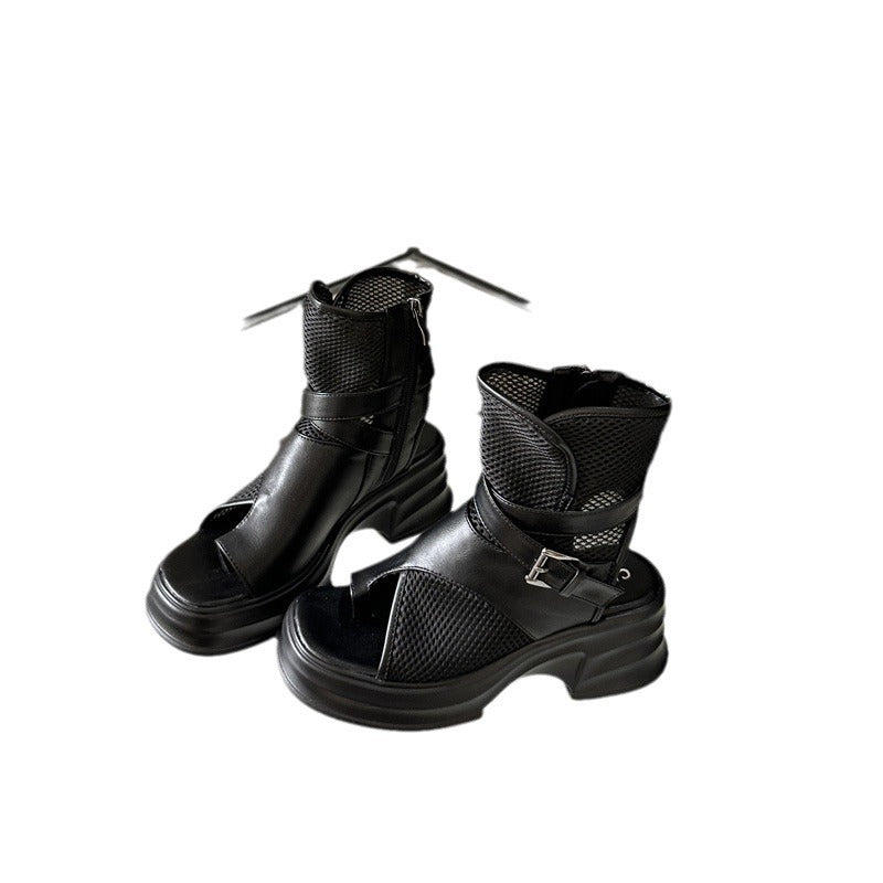 Dame mode Plateau-sandaler med flettet remdesign og justerbar ankelrem Stilla