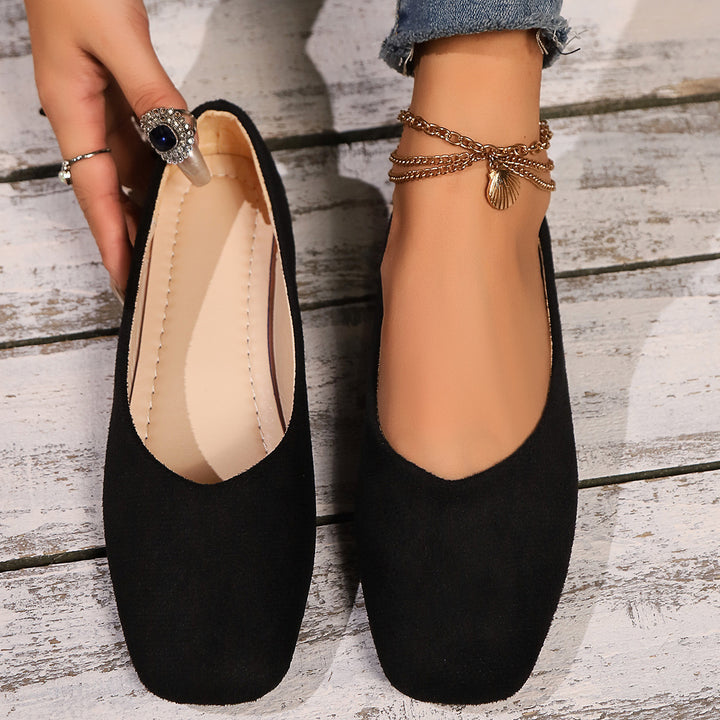 Dame nan elegante flade slip-on ballerina med firkantet tåparti polstret komfortsål og velourlook Skovae