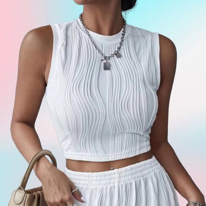 Kvindernes crop top med tekstureret overflade og høj hals