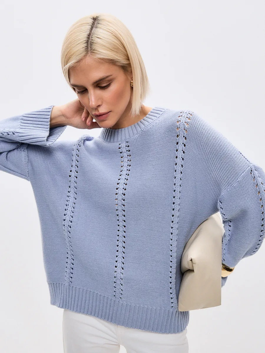 Kvindernes afslappede strikket sweater med fint blondermønster og brede manchetter Stilla