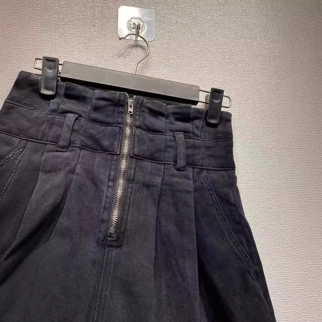 Dame High-Waist Shorts med usædvanlig lynlås og elegante plisseringer Stilla