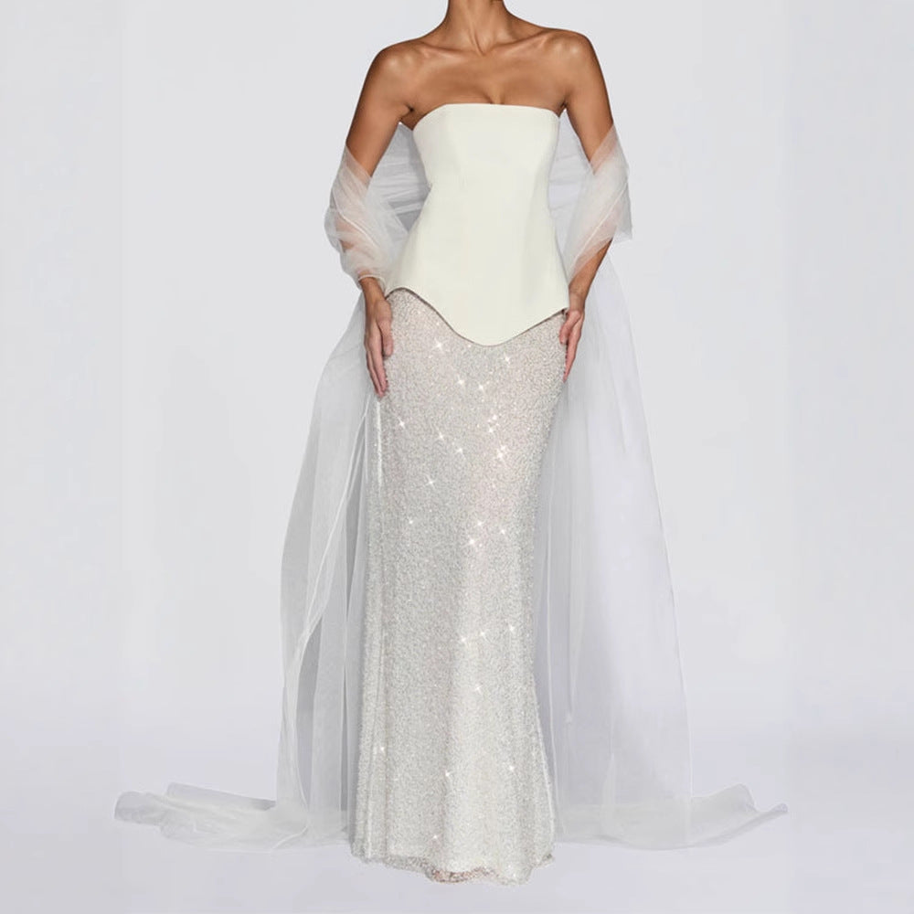 Damer Elegant aftenkjole med glitrende top og figursiddende skørt Skovae