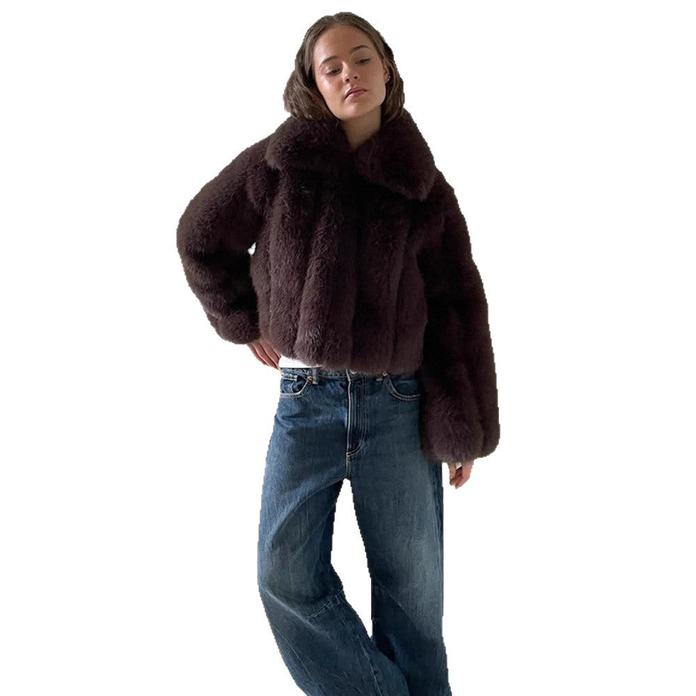 Dame kunstpelsjakke i moderigtig cropped-stil Stilla