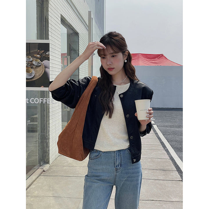 Dame High-Waist Jeans med bred ben og klassisk denim-stil Stilla