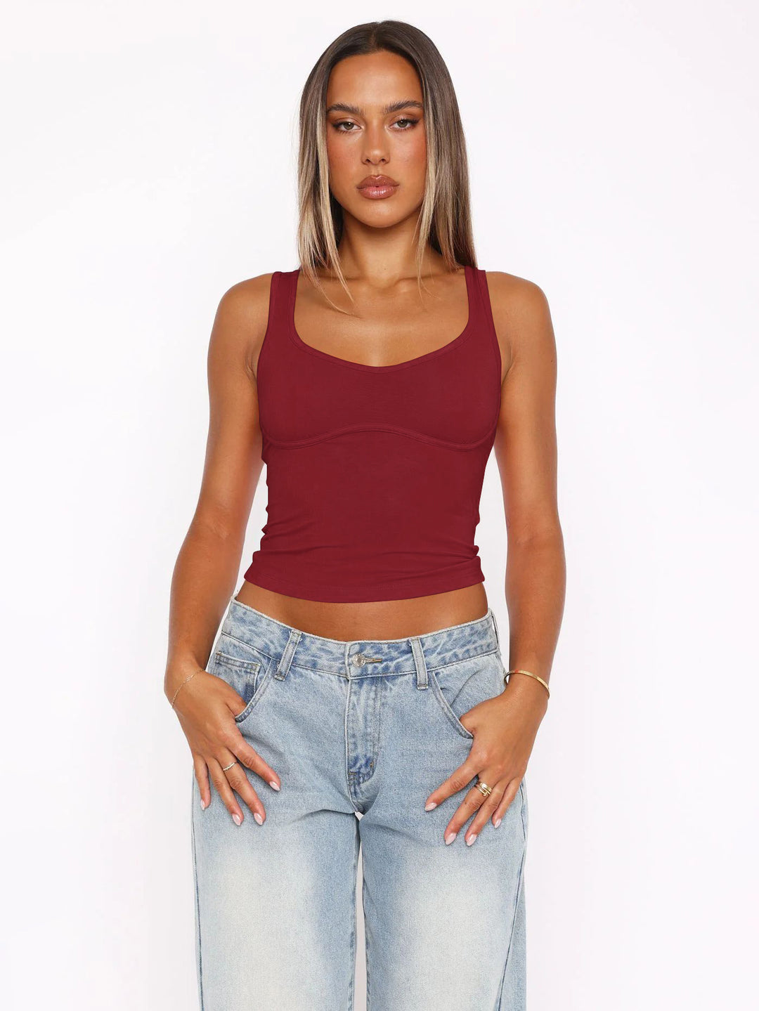 Dame crop-top med brede stropper og integreret bustier Stilla