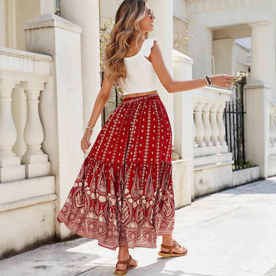 Femme fra boheme-inspireret maxiskørt med elastisk talje og elegant tryk Stilla