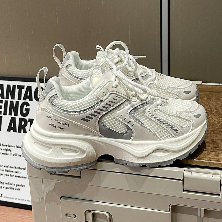Dame Sporty Sneakers med åndbart mesh-overflade og innovativ støddæmpningsteknologi Stilla