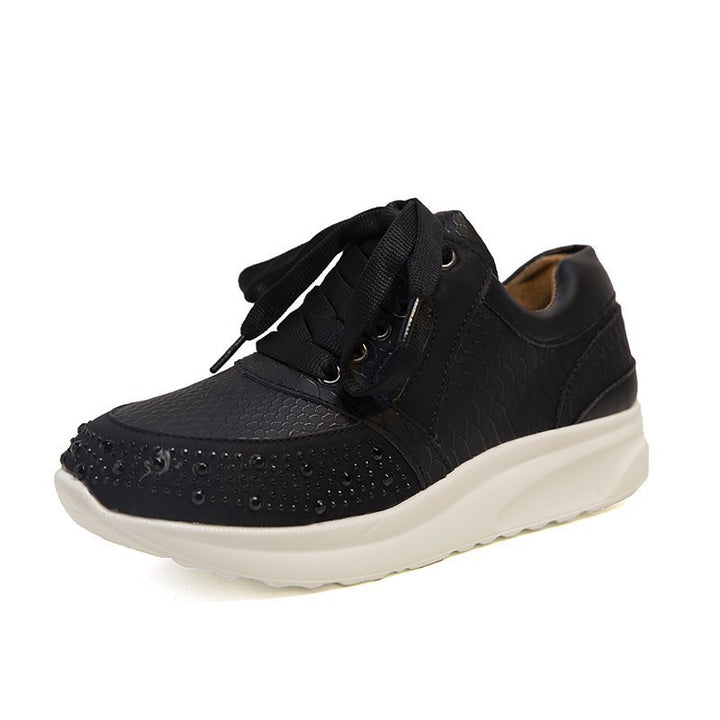 Dame Sneakers med glitrende rhinsten og stilfuld metallic-overflade Stilla