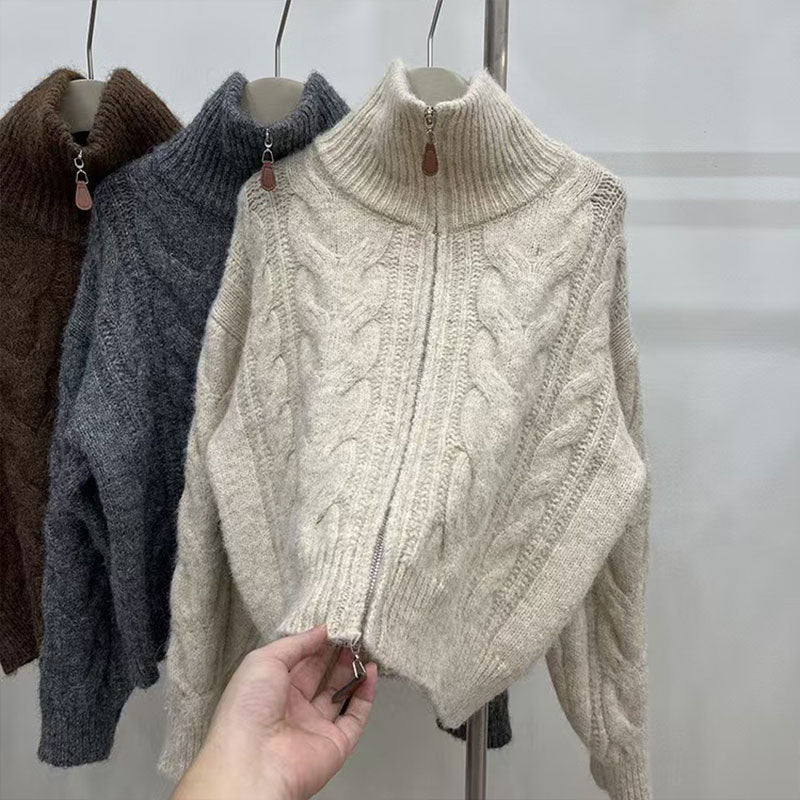 Kvinders chunky strikket sweater med høj krave og dekorativ lynlås Stilla
