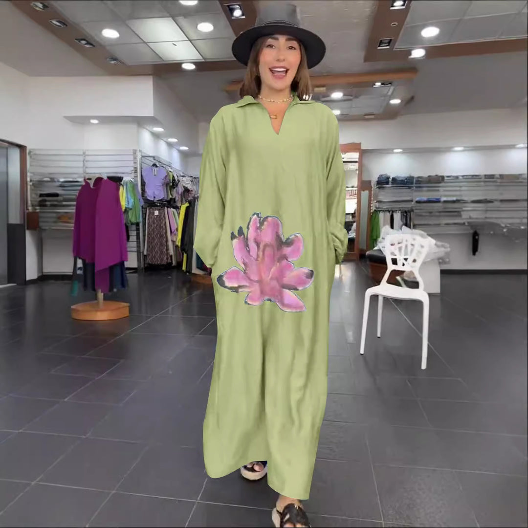 Dame Kaftan-kjole med blomsterdesign og praktiske sidelommer Stilla