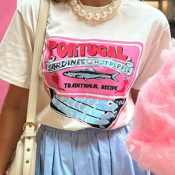 Dame T-shirt med kunstnerisk motiv i vintage-stil Skovae