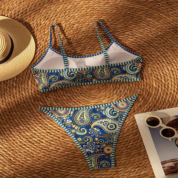 Dame triangel-bikini med livligt paisley-mønster Skovae