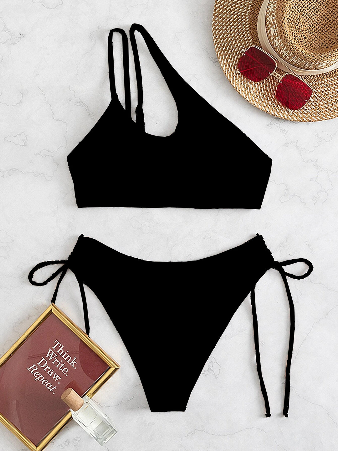 Dame Bikini-sæt med asymmetrisk top og sidelænding Skovae