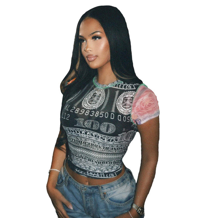 Dame Crop-Top med kunstnerisk penge motiv og farverigt ærmedesign Skovae
