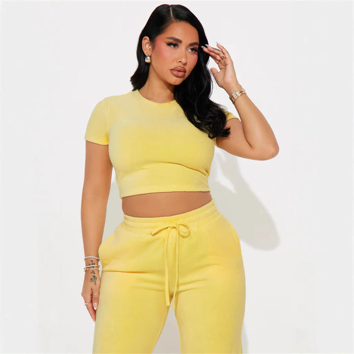 Damernes bløde velour loungewear sæt med cropped top og løse bukser Skovae