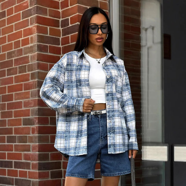Dameternetterned Overshirt-bluse i let stof med lang pasform Stilla