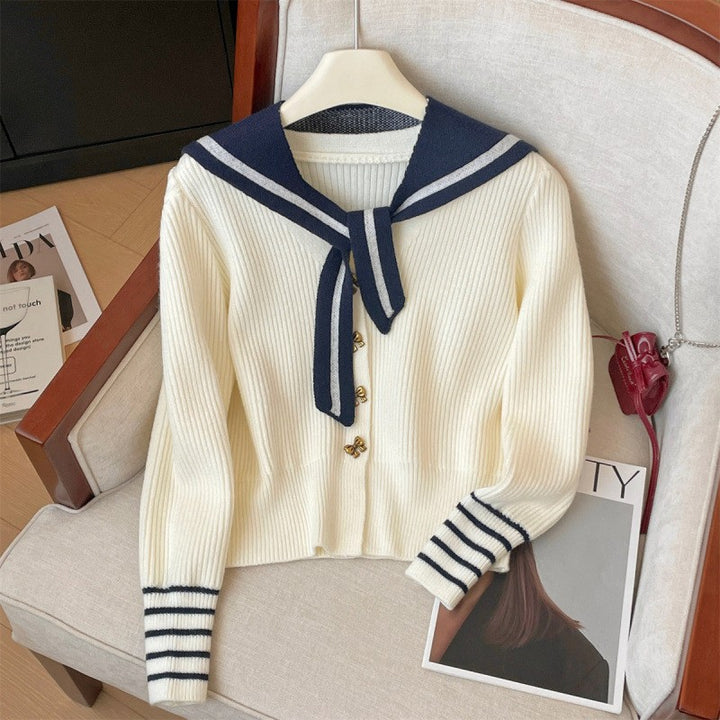 Damer cardigan med maritim krave og knapdetaljer Stilla