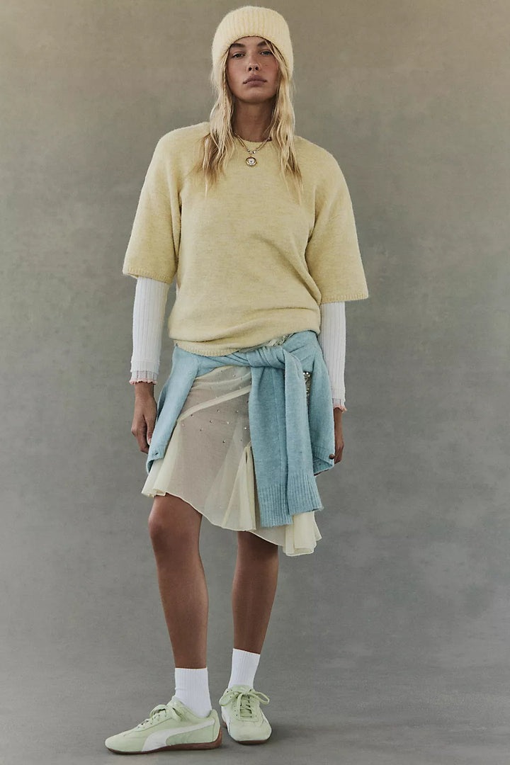 Kvindernes Oversized Sweater med Elegante Mesh Ærmer og Delikat Broderi Mønster Skovae