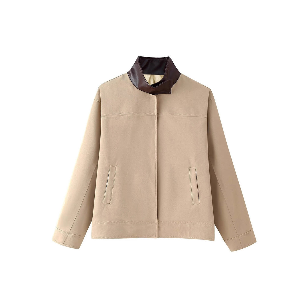Kvindernes trendy oversized jakke med ternet for og høj krave Stilla