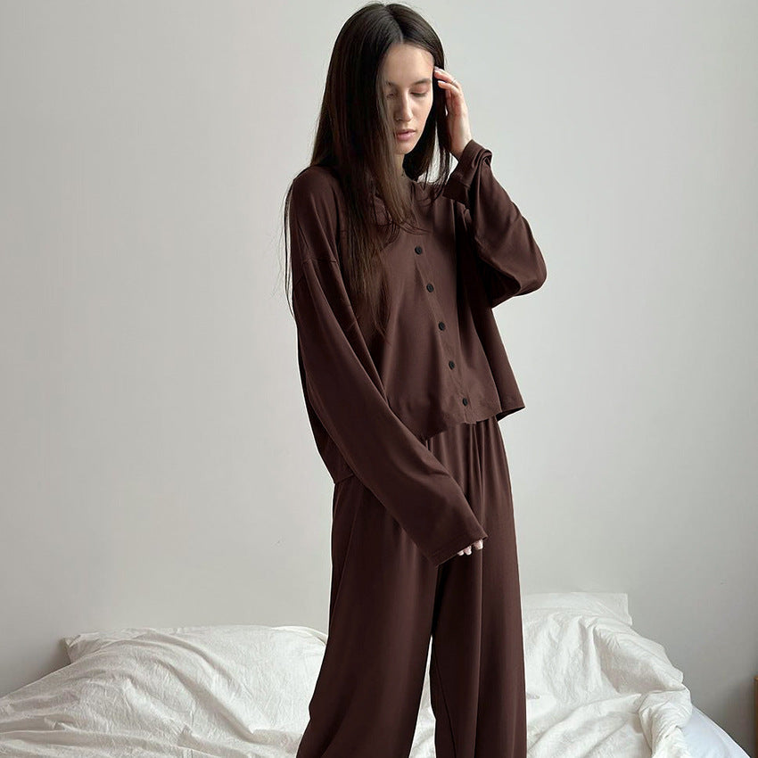 Dame pyjamas med elegant knapdesign og bred pasform Stilla
