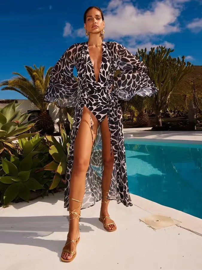 Dame Strandmode-Kimono med elegant snit og blomsteragtigt mønster Stilla