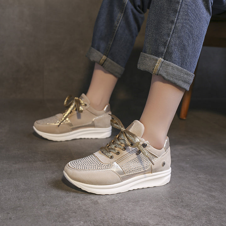 Dame sneakers i elegant design med åndbart mesh-overflade og komfortabel sålpolstring Stilla
