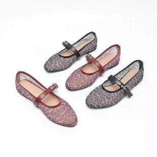 Dame Ballerinas med dekorativ rem og åndbart overmateriale Stilla