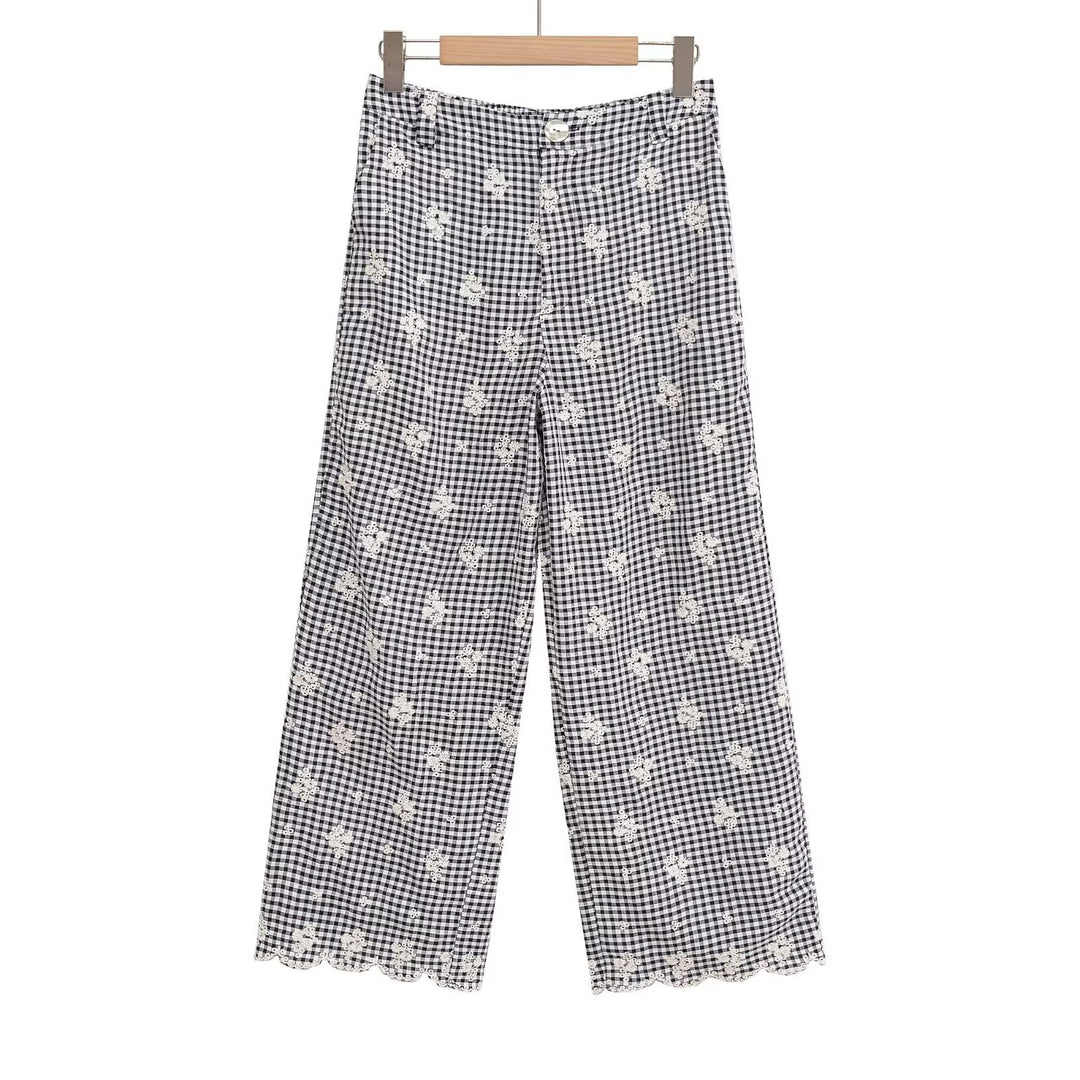Dame bred gulerodsbukser med floralsk gingham-mønster og elegant kantdekoration Skovae