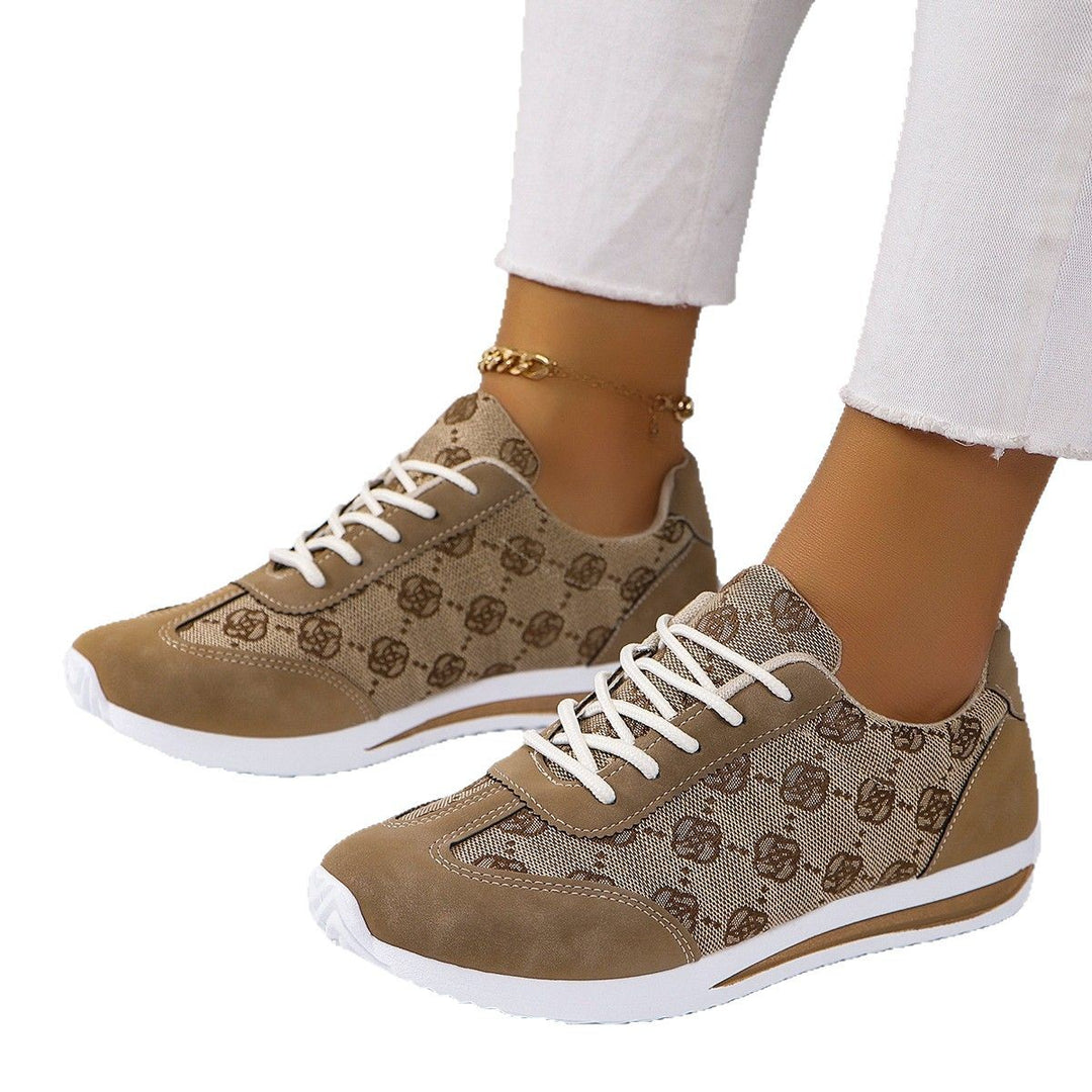 Dame Sneakers i sporty design med åndbart overmateriale og komfortabel sål Stilla