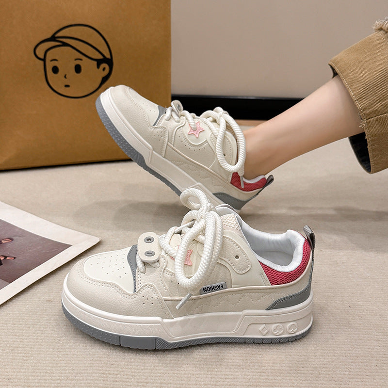 Dame sneakers i urbane stil med innovativ snøret teknologi og åndbar overfladestruktur Stilla